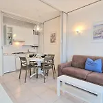 Foscolo Pool Апартаменти *