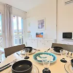 Апартаменти Foscolo Pool Бардоліно