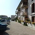 Foscolo Pool * Бардоліно