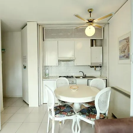 Appartement Foscolo Pool Bardolino