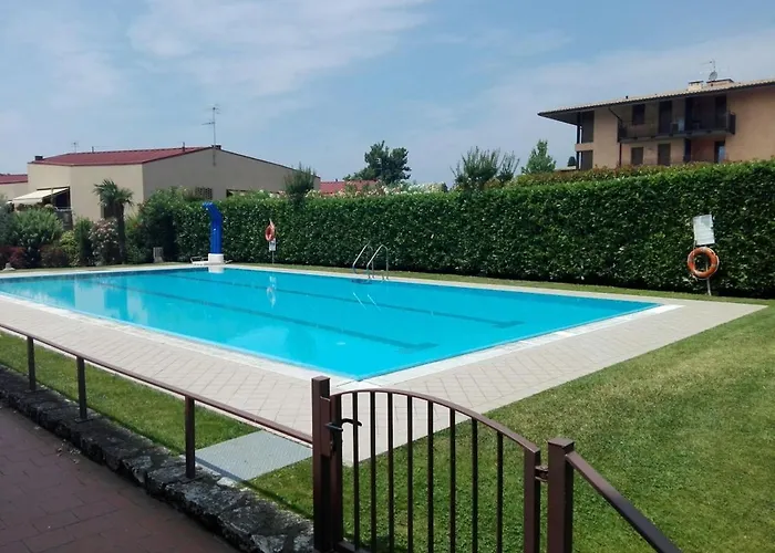 Foscolo Pool Апартаменты Бардолино