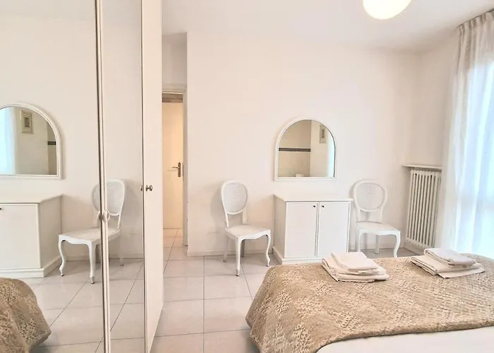 Foscolo Pool Apartment *