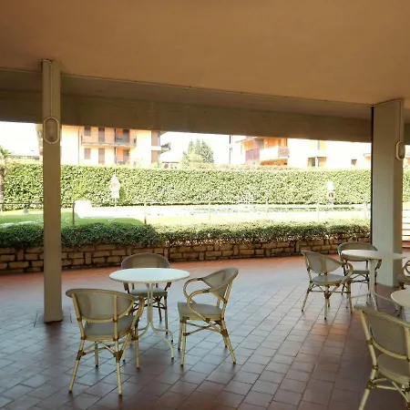 Foscolo Pool דירה *